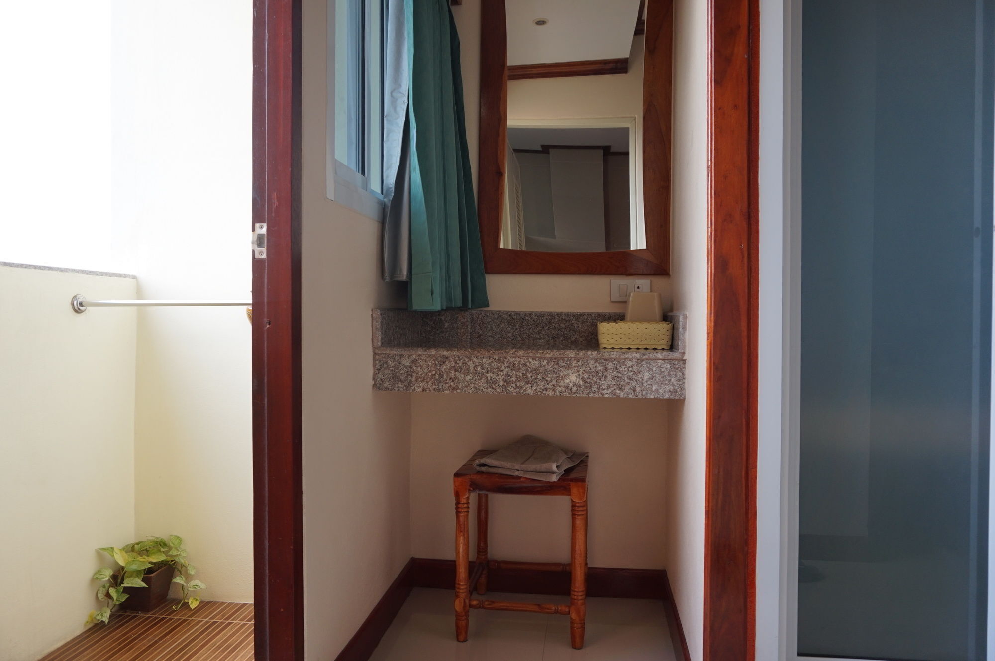 Np Residence Nakhon Phanom Bagian luar foto