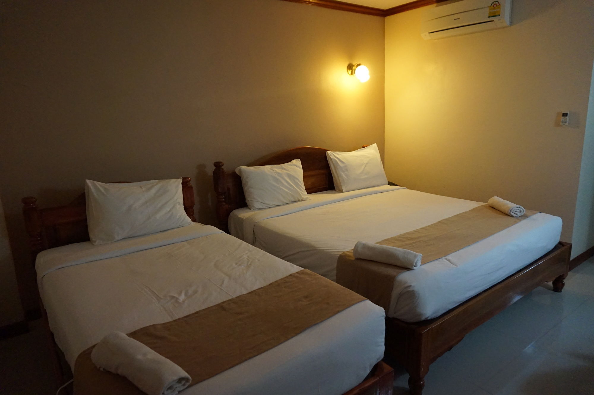 Np Residence Nakhon Phanom Bagian luar foto