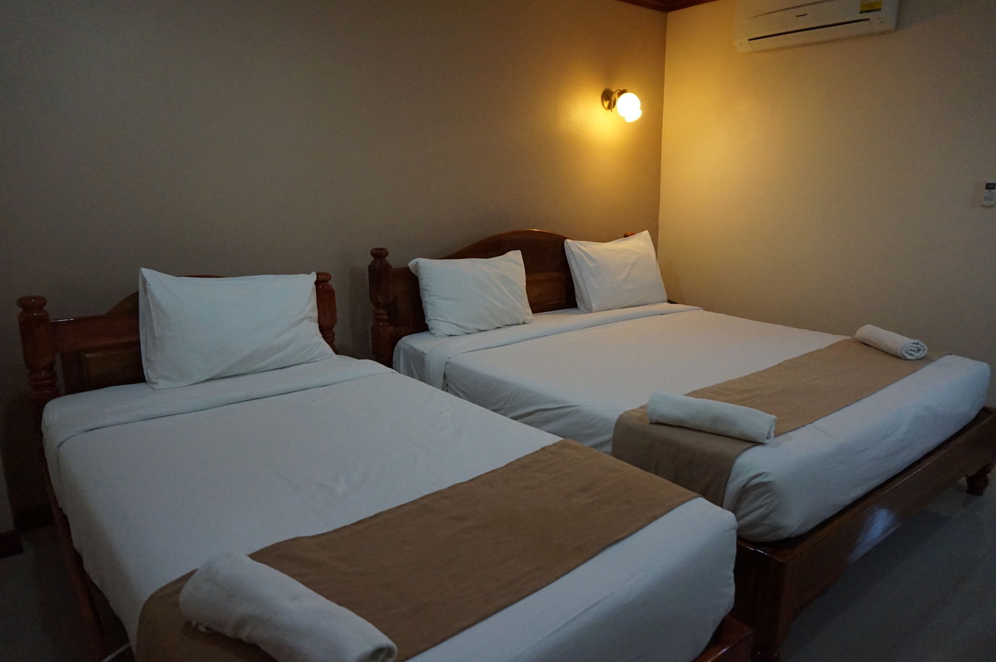 Np Residence Nakhon Phanom Bagian luar foto